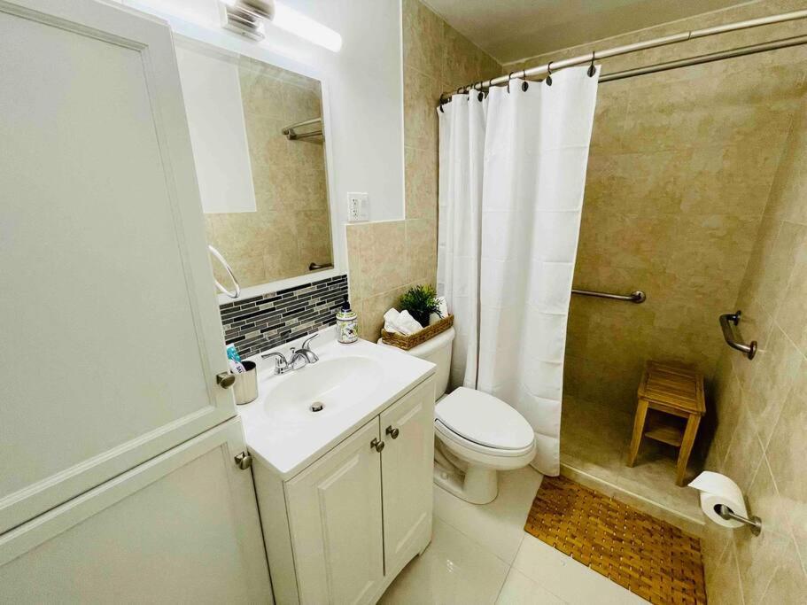 Sleeps 3, Cozy, Boho Style, In The Heart Of -free Parking Apartamento